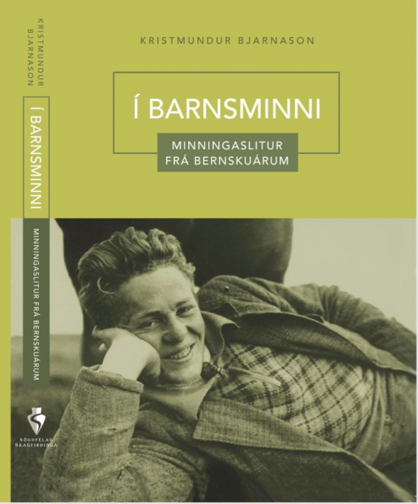 Forsíða bókarinnar Í barnsminni